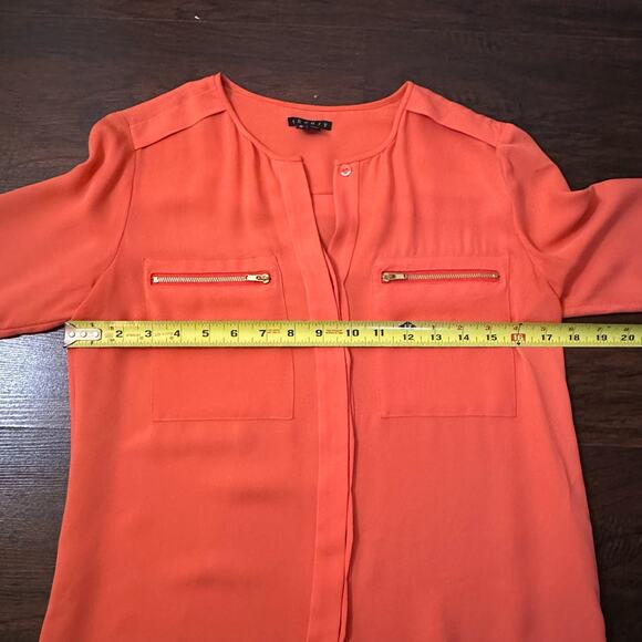Theory coral three-quarter sleeve button down silk blouse size P - Picture 12 of 13